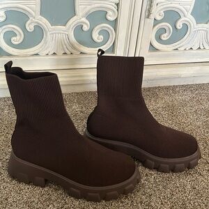 New Women’s‎ Ankle Boots Size 8 Brown Stretch